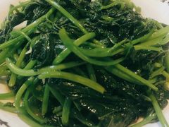 清炒油麦菜-茅炒屋龙虾·烧烤·湘菜(新河路店)