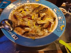 麻辣酸菜鲈鱼-鱼库·不仅是一家烤鱼店(车公庙店)