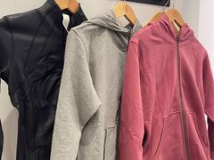 -lululemon(比斯特购物村店)