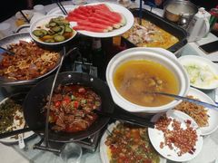 -唐师傅湘西名菜馆(武陵路店)
