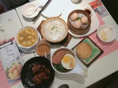 -新大咀港式茶餐厅(宝山万达店)