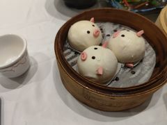 Q版猪仔包-稻香海鲜饭店(第一国际店)