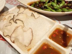 -肥肥虾庄·金牌油焖大虾(杨园滨江时代walk店)