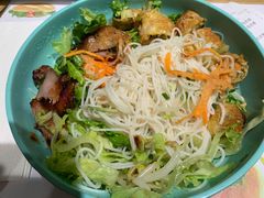 香茅烤猪颈肉春卷捞檬-蔡澜Pho·越南粉餐厅(海上世界店)