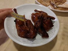 招牌烤乳鸽-石岐佬中山菜馆(张溪店)