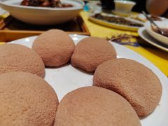 酥皮牛奶包-金玉满堂潮州酒楼(无限极荟购物广场店)