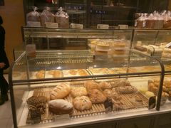 -Bread Talk 面包新语(荟聚店)