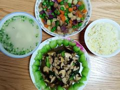 -爱的果实月嫂育婴师(世纪东方店)