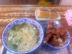 -唐记牛骨粉(陶溪川店)