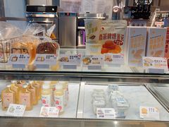 面包甜点陈列柜-喜茶(中山白水井店)