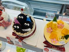 -花花卷卷·鲜食蛋糕(静安久光百货店)