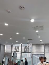 -藤野造型烫染·漂发