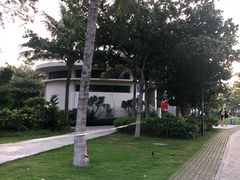 -亚龙湾中心广场