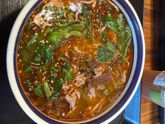 -云阿蛮云南生烫牛肉米线(奉贤路店)