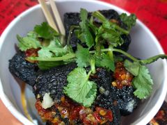 -黑色经典臭豆腐·湖南特产(步行街店)