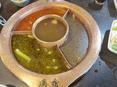 -滇釜火锅·能喝汤的火锅(车公庄店)