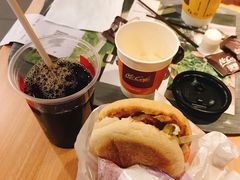 -麦当劳(伟城广场店)