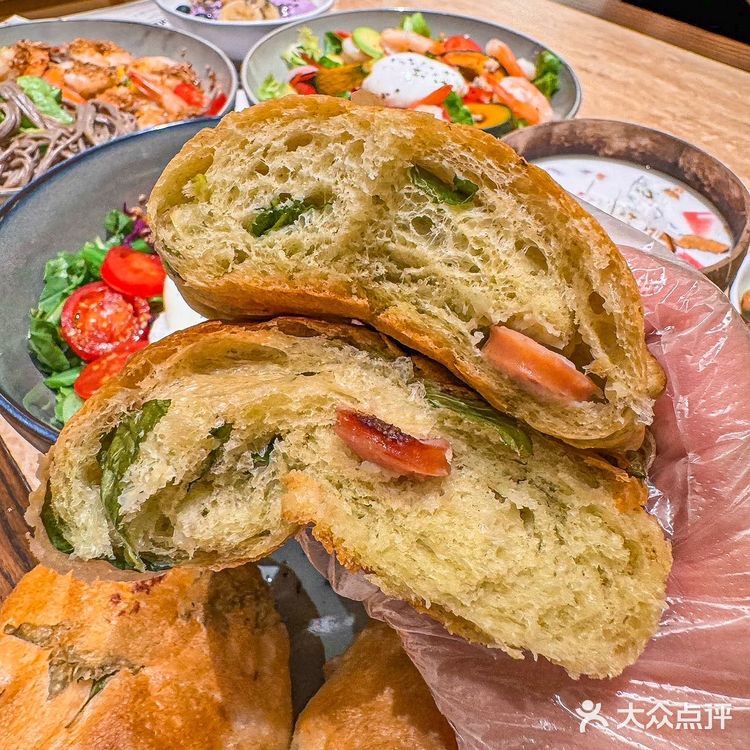 谁懂啊‼️这个马兰头恰巴塔真的是巨巨巨好吃