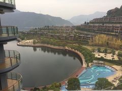 -杭州千岛湖皇冠假日酒店大堂吧