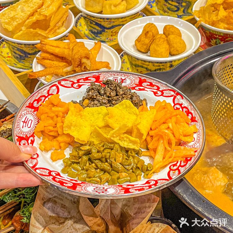 一份够两三个人吃啦 -