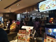 -麦当劳(南京路2店)
