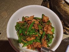 -老湖南民间菜·牛肉十八炒(花都店)