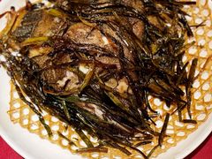 葱烤鸦片鱼头-老吉士酒家(天平路店)