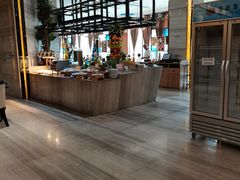 -深圳君逸国际酒店(龙岗横岗塘坑地铁站店)