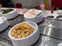 -龍歌自助小火锅(芝罘万达店)
