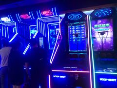 -爱玩嘉年华(江北一店)