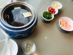 -享月汤皇·海鲜小火锅·聚会(曲江创意谷店)