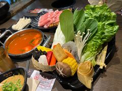 -呷哺呷哺(延安西路店)