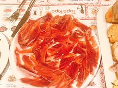 -Tapa Tapa