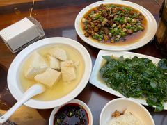 -华冠悠岚·庭院餐厅(青城后山店)