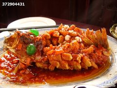 头大面厚身子小的松鼠鱼-吴门人家·苏宴宫廷菜(拙政园店)