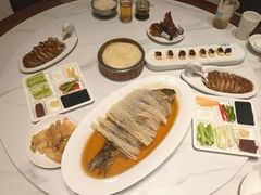 -梅利汴京烤鸭•开封豫菜地标店(东大街店)