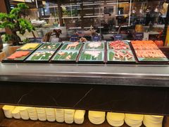 -钱小奴海鲜自助黑金店(杭州滨江龙湖店)