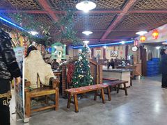 大堂-山里屯铁锅炖(哈尔滨中央大街店)