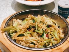 -丹江口渔村·湘味厨房(桃园店)