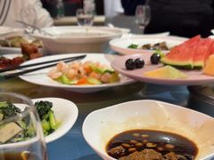 -上海虹桥中心爱琴海亚朵S酒店