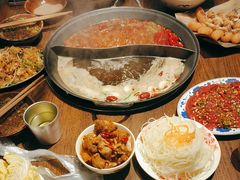 -萍姐火锅·公路夜市(武汉首店)