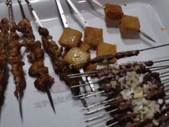 -三个大叔烤羊肉串·炭炉砂锅菜(西三旗店)