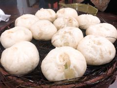 -舒小笼松针小笼包