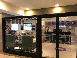 -孔雀手美甲美睫护理