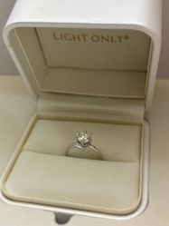 -LightOnly·培育钻石婚戒定制(天坛店)