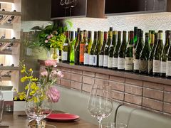-肆海小川菜酒馆Wine Bistro (青年路店)