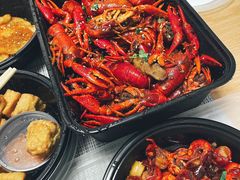 -巴厘龙虾·榜首油焖大虾(音乐学院·沿江酒馆店)