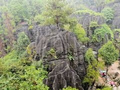 -梭布垭石林景区