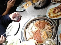 -金滏山烤肉·海鲜·火锅自助餐厅(襄阳万达店)