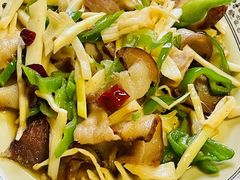 -农家土菜老煨锅(木鱼镇店)